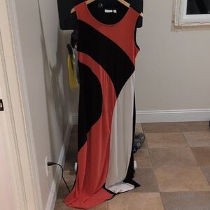 Elegant Colorblock Maxi Dress